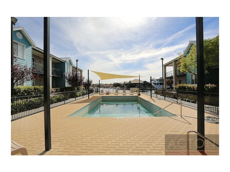 29/20 Apollo Place, Halls Head WA 6210