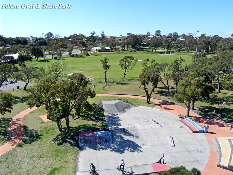 59 Linley Road, Wannanup WA 6210