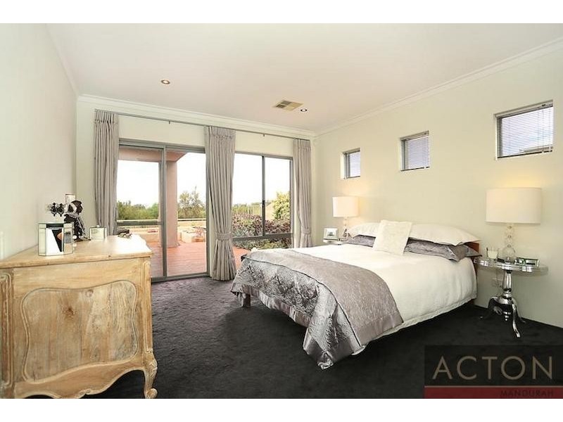 37 Lakeway Retreat, Dawesville WA 6211