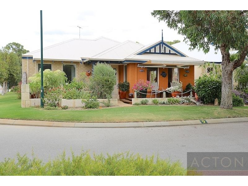 9 Tasman Loop, Dudley Park WA 6210