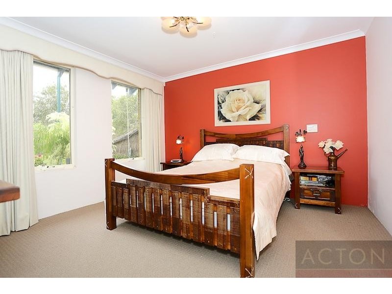 9 Tasman Loop, Dudley Park WA 6210