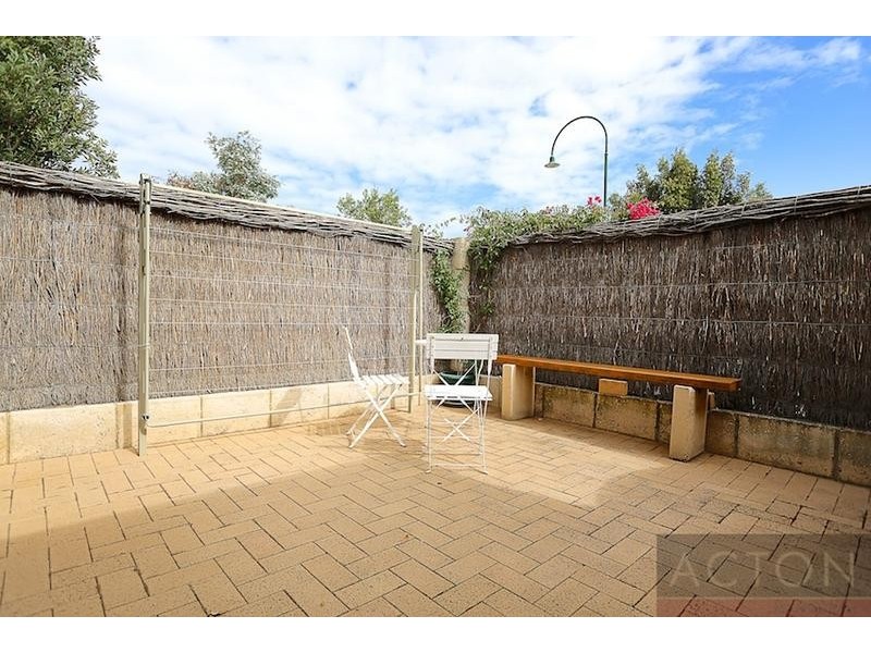 9 Tasman Loop, Dudley Park WA 6210