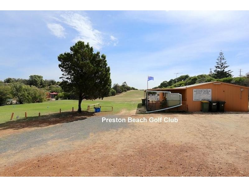 11 Beachcast Close, Preston Beach WA 6215