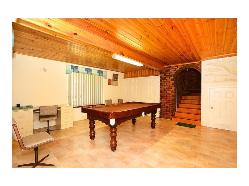 8 Sussex Place, Halls Head WA 6210