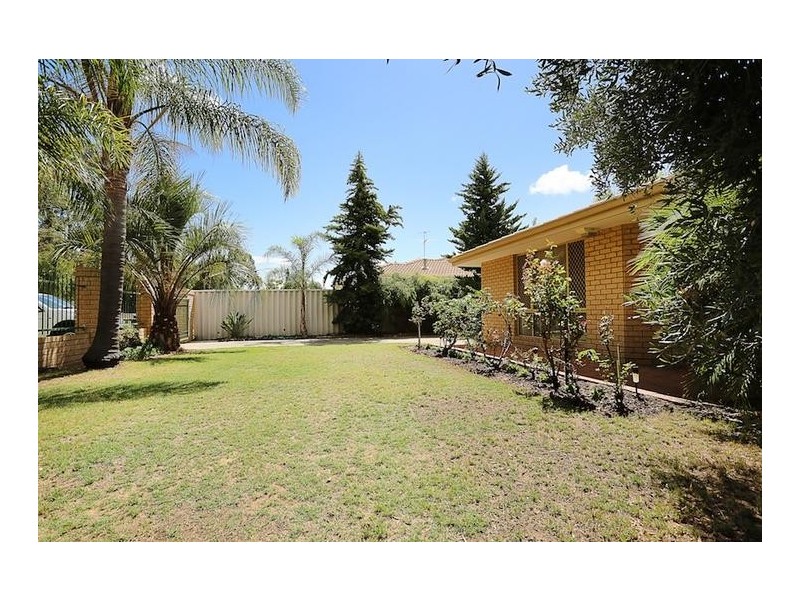 89 Amazon drive, Greenfields WA 6210