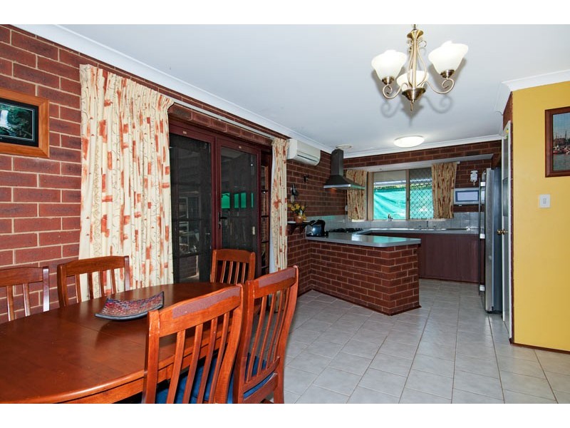 6 Lydia Place, Greenfields WA 6210