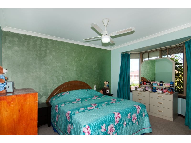 6 Lydia Place, Greenfields WA 6210