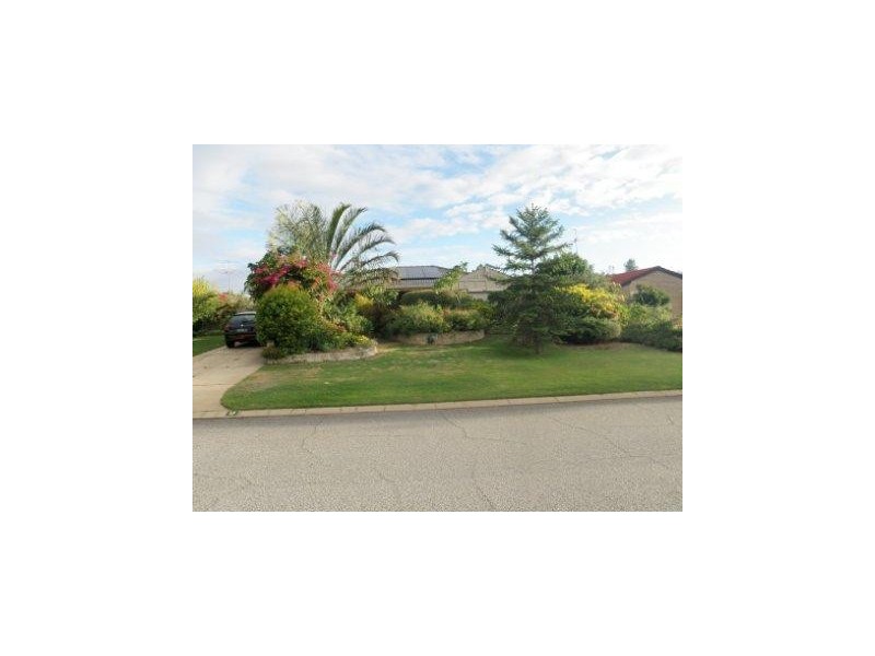 9 Elmore Way, Dudley Park WA 6210