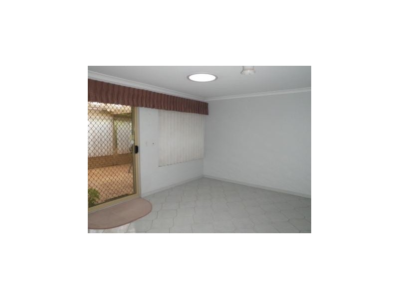 9 Elmore Way, Dudley Park WA 6210