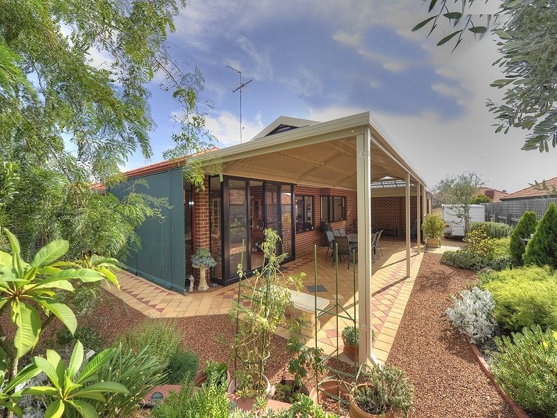 7 Cliff Lane, Halls Head WA 6210