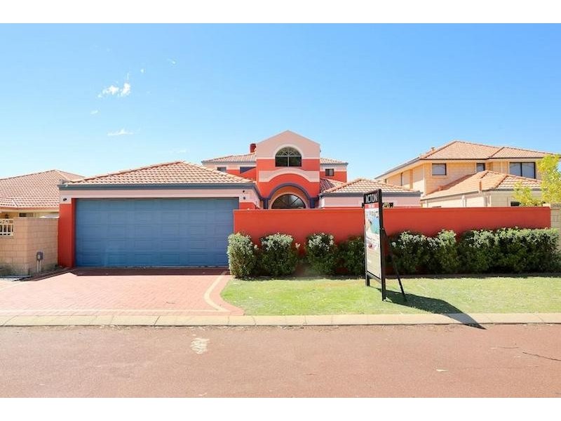10 Condor Mews, Halls Head WA 6210