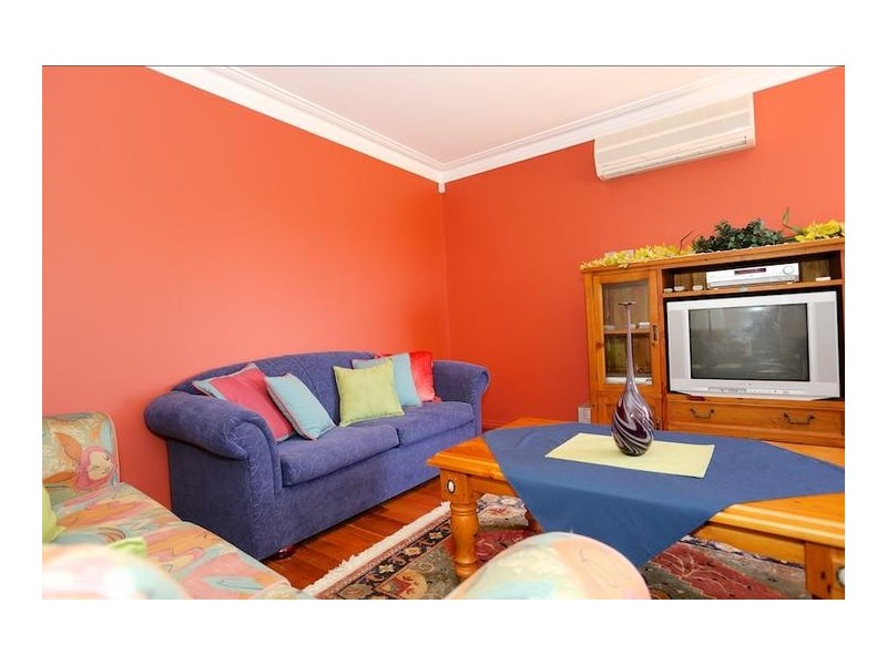 10 Condor Mews, Halls Head WA 6210