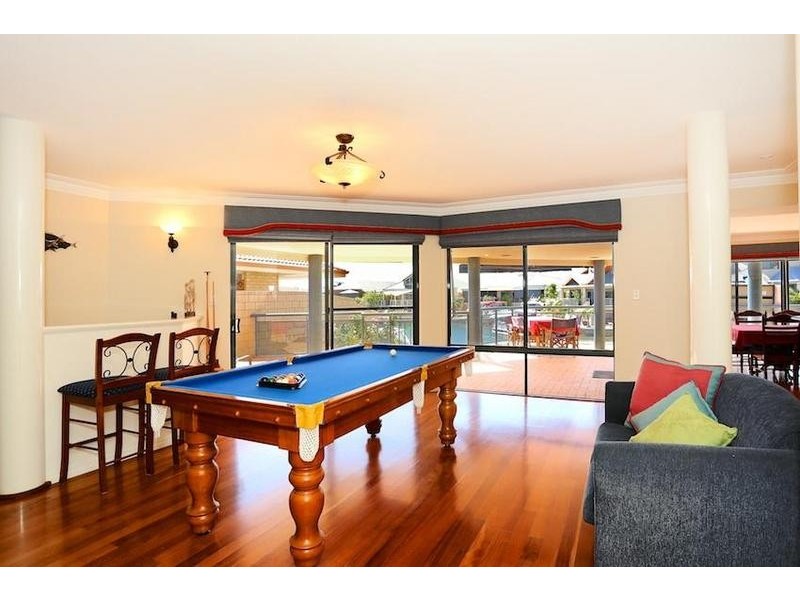 10 Condor Mews, Halls Head WA 6210