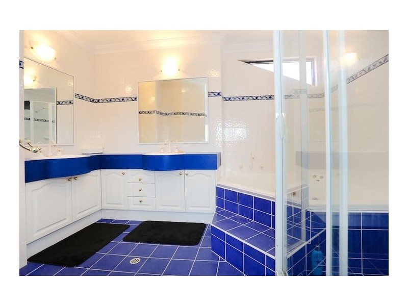 10 Condor Mews, Halls Head WA 6210