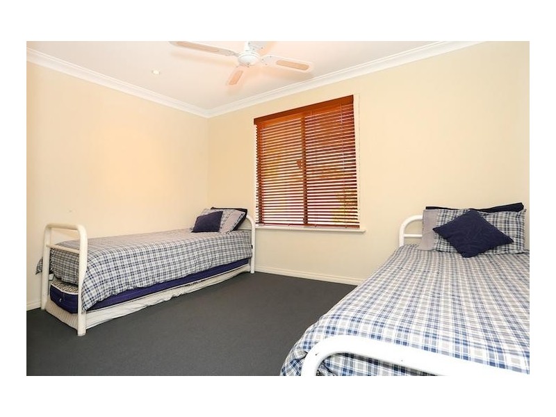 10 Condor Mews, Halls Head WA 6210