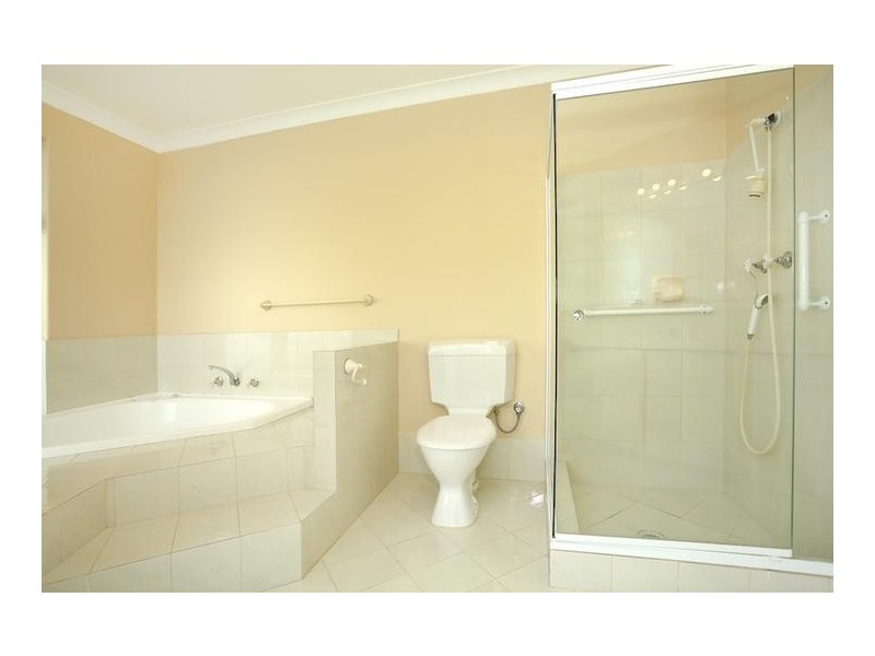 18 Fairfield Way, Halls Head WA 6210