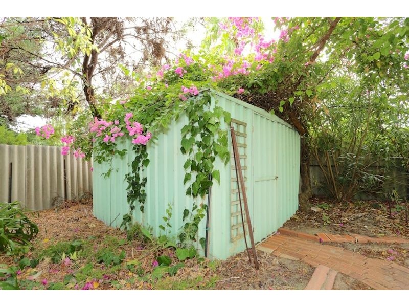 18 Fairfield Way, Halls Head WA 6210