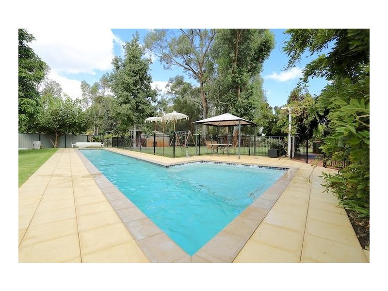 24 Candelo Loop, Greenfields WA 6210