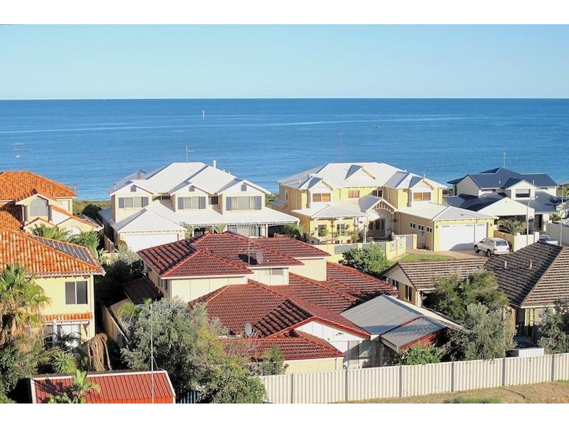 11 Ronsard Drive, San Remo WA 6210