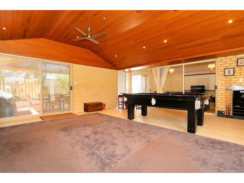 11 Ronsard Drive, San Remo WA 6210