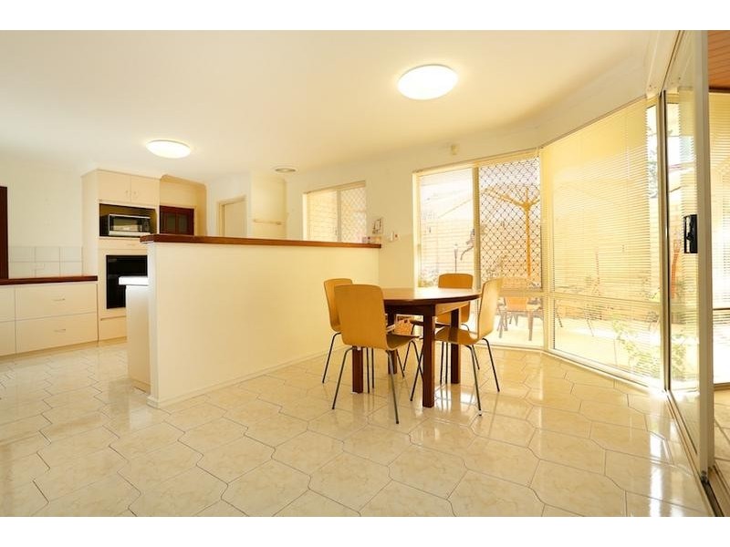 11 Ronsard Drive, San Remo WA 6210