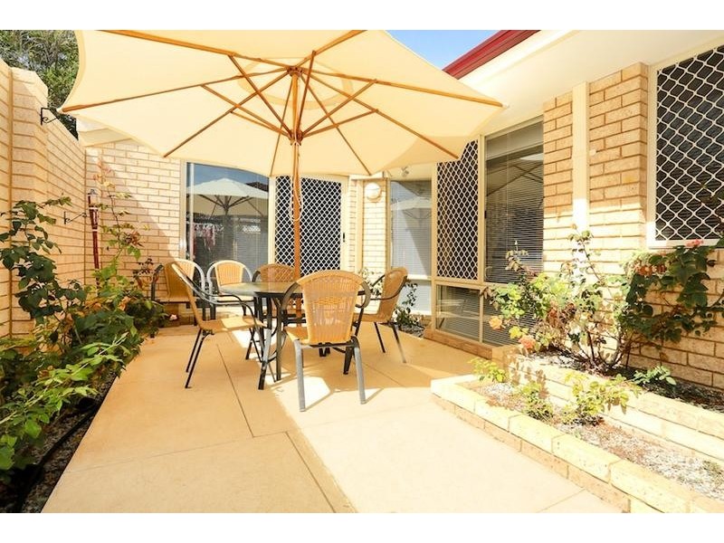 11 Ronsard Drive, San Remo WA 6210