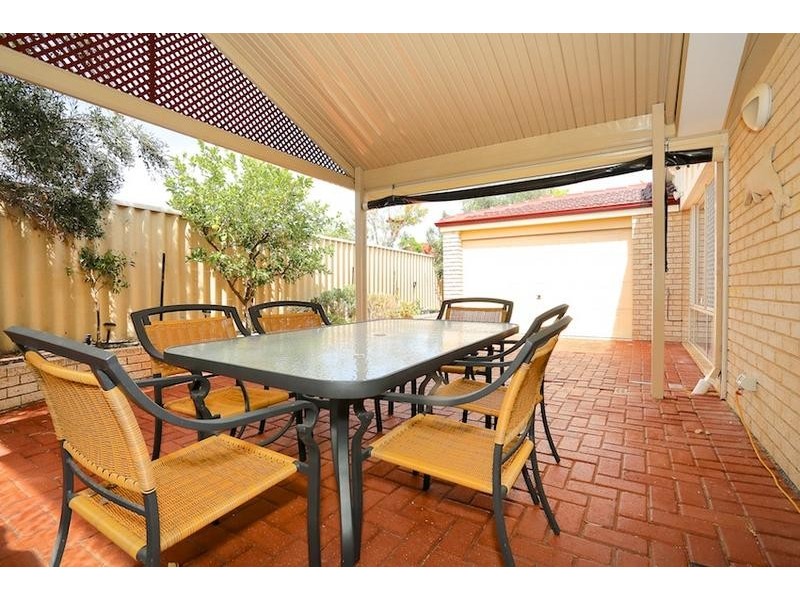 11 Ronsard Drive, San Remo WA 6210