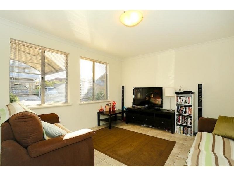 10/14 Wattleglen Avenue, Erskine WA 6210