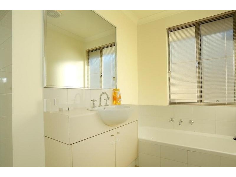 10/14 Wattleglen Avenue, Erskine WA 6210