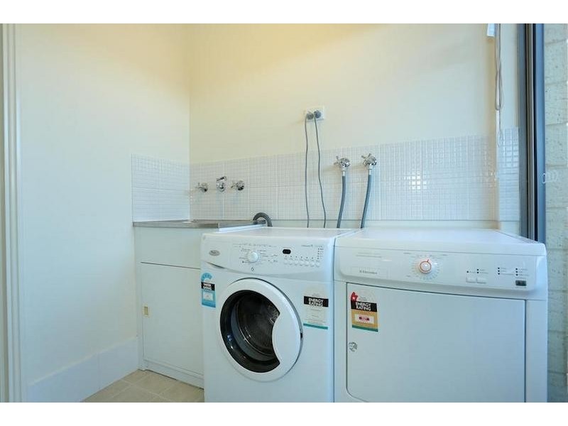 10/14 Wattleglen Avenue, Erskine WA 6210