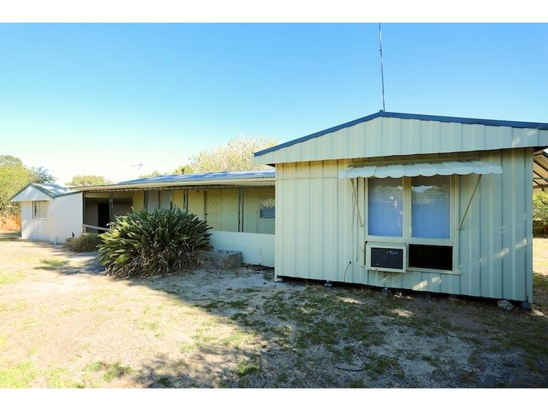 1 Vega Street, Falcon WA 6210