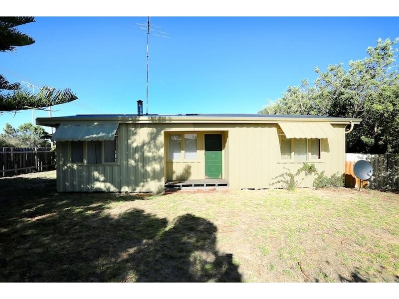 1 Vega Street, Falcon WA 6210