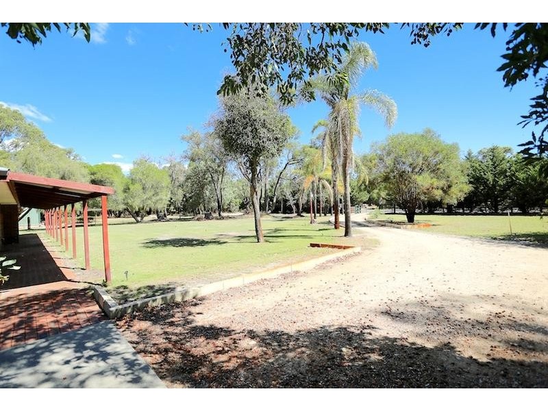 157 Greenwood Way, Barragup WA 6209