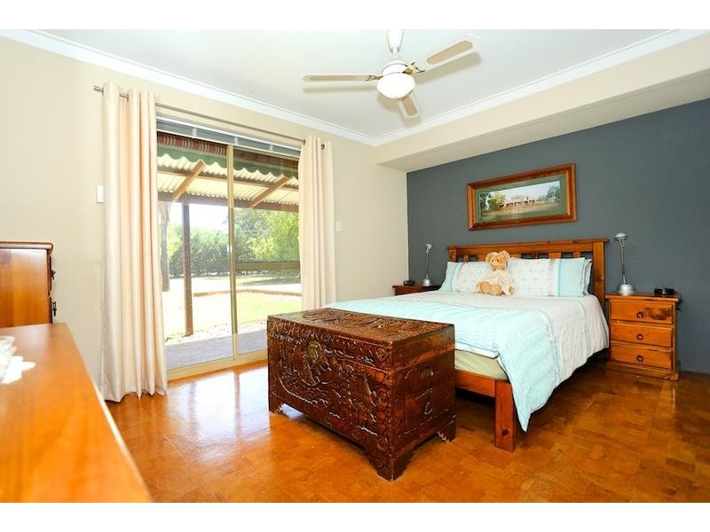 157 Greenwood Way, Barragup WA 6209