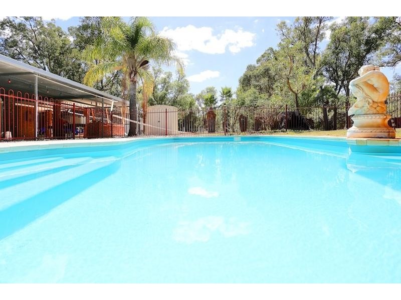157 Greenwood Way, Barragup WA 6209