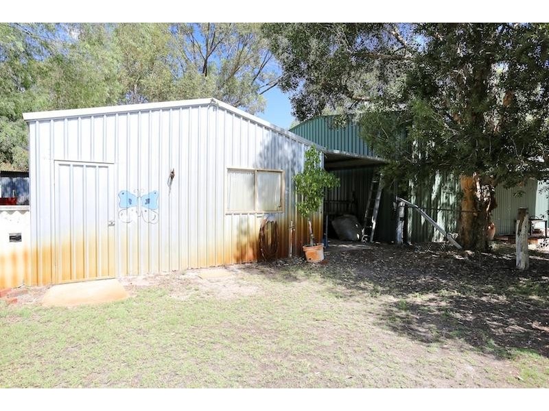 157 Greenwood Way, Barragup WA 6209