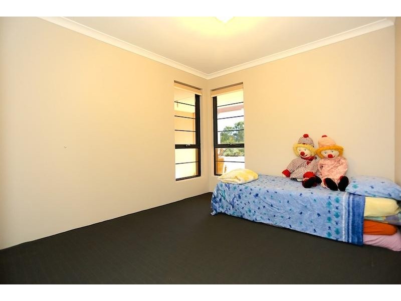 63 Waterlilly Drive, Dudley Park WA 6210