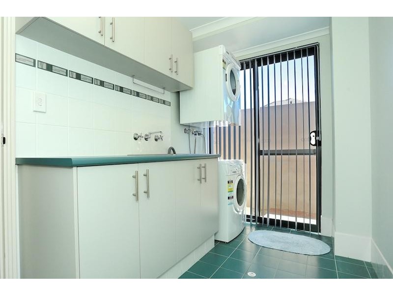 63 Waterlilly Drive, Dudley Park WA 6210