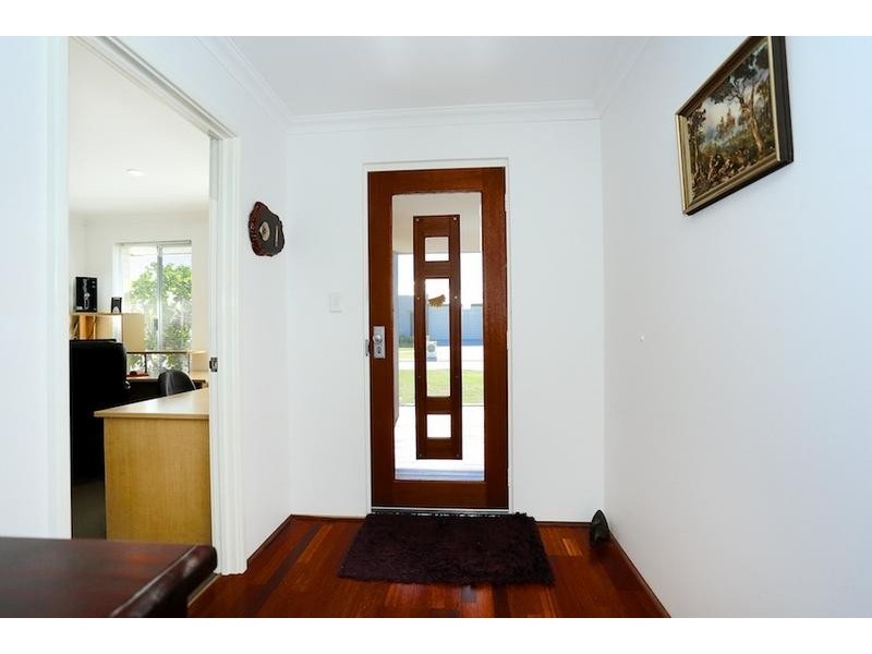 82 Chatsworth Drive, Erskine WA 6210