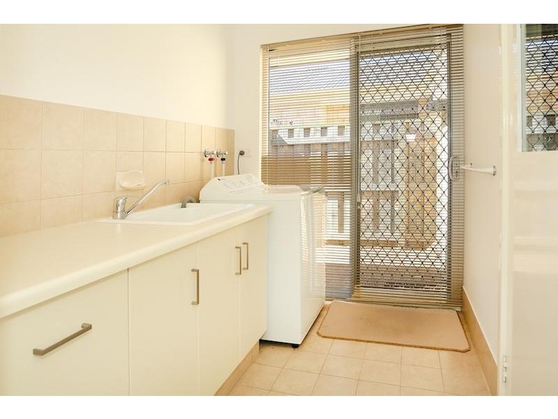 82 Chatsworth Drive, Erskine WA 6210