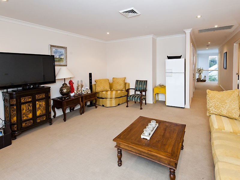 3 Waterford Retreat, Erskine WA 6210