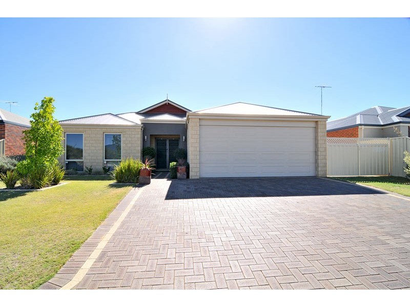 21 Nellie Green, Dudley Park WA 6210