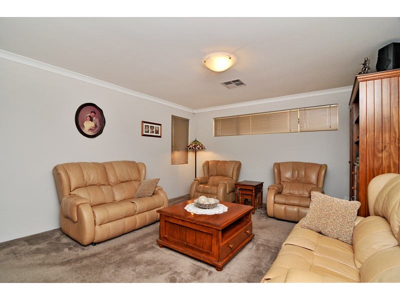 21 Nellie Green, Dudley Park WA 6210