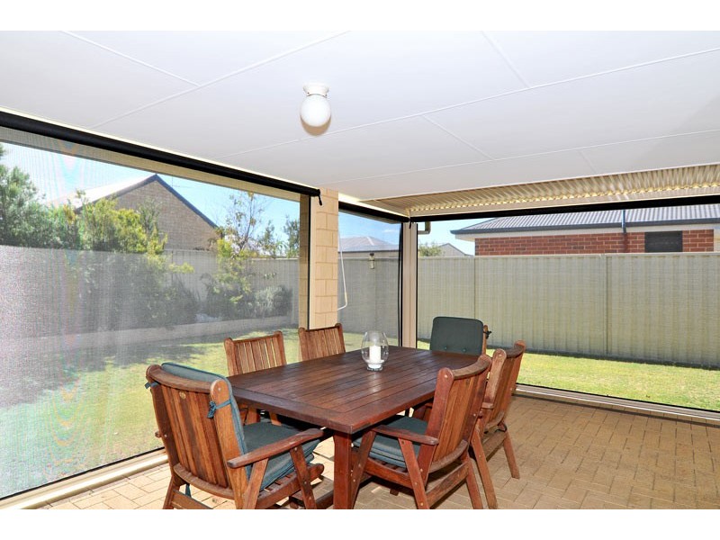 21 Nellie Green, Dudley Park WA 6210