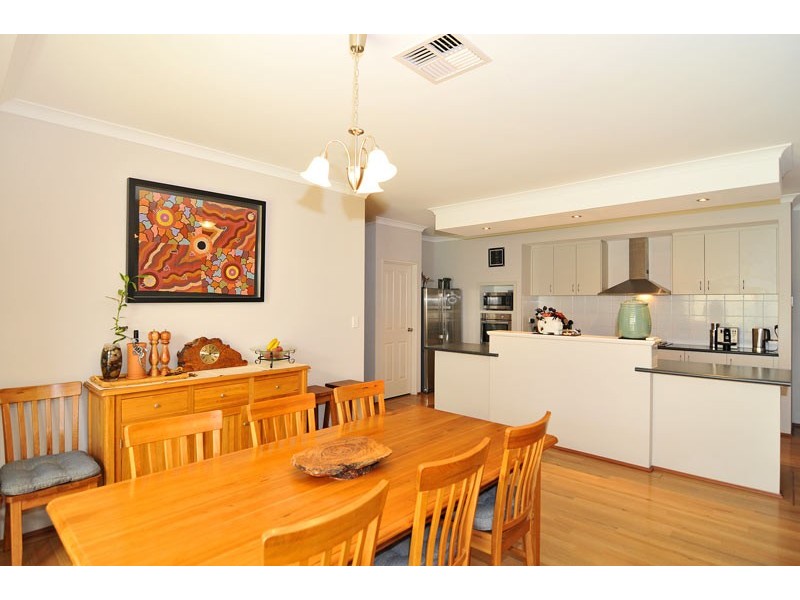 21 Nellie Green, Dudley Park WA 6210