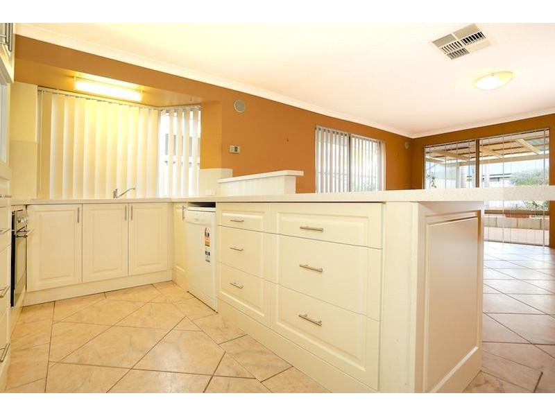 49 Willoughbridge Crescent, Erskine WA 6210