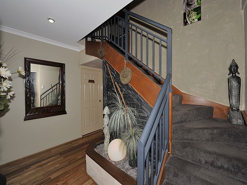 12 Lilly Pilly Lkt, Halls Head WA 6210