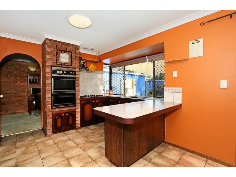 4 Yelta Street, Greenfields WA 6210