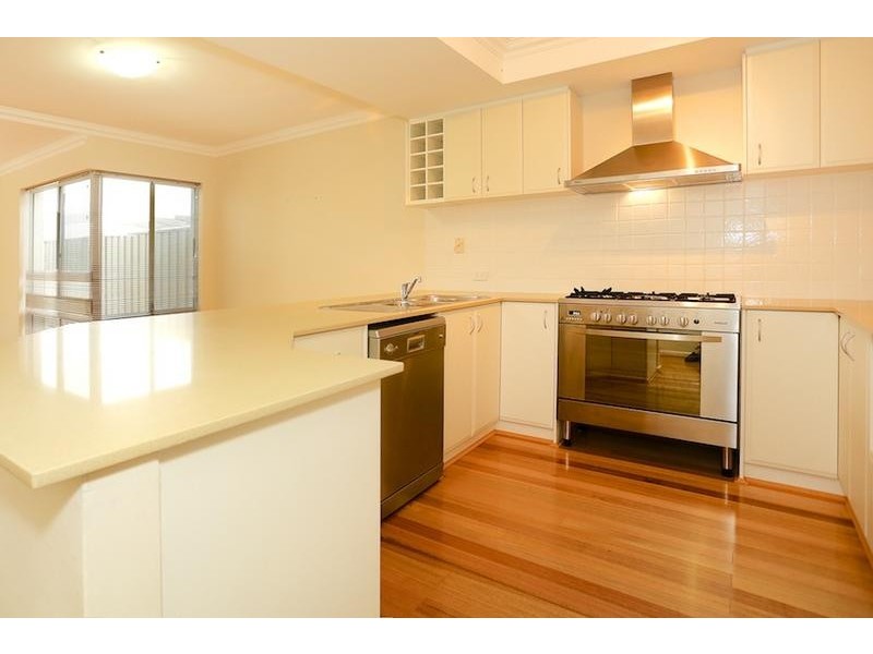 3/110 Leighton Road, Halls Head WA 6210