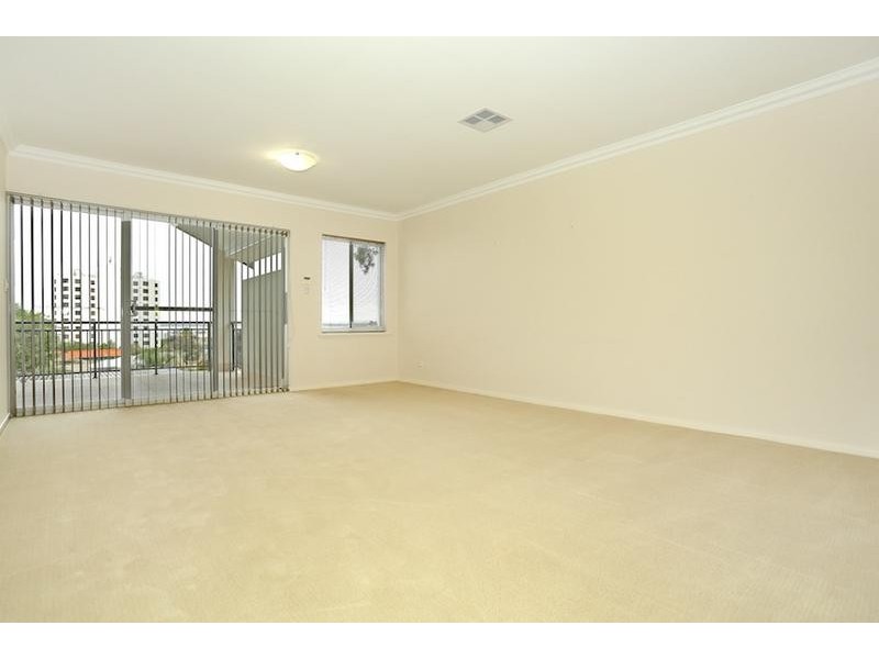 3/110 Leighton Road, Halls Head WA 6210